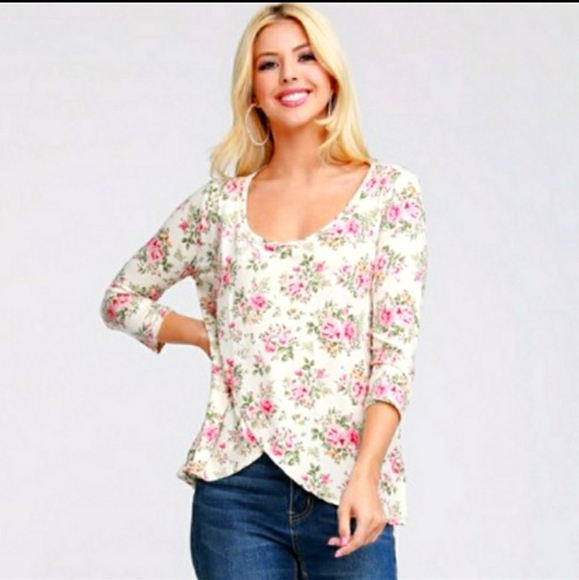 Ivory floral split-front 3/4 sleeve - Picture 1 of 2